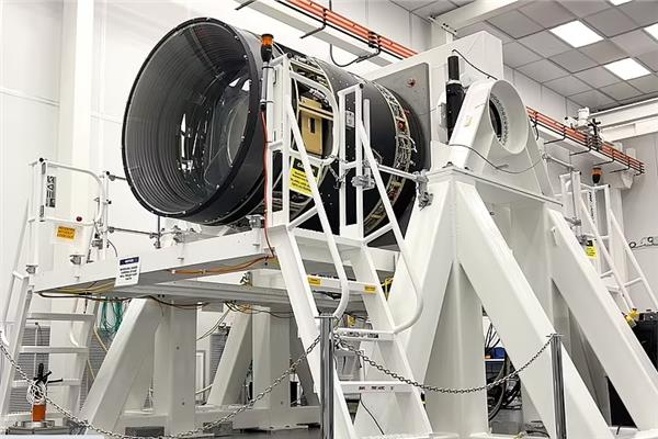 بتفاصيل مذهلة.. الكشف عن أكبر كاميرا بالعالم| صور