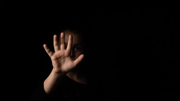 صدمة لا توصف.. قريب فتاة قاصر اغتصبها وأشعل النار فيها!