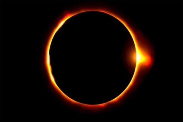 البحرين تشهد كسوفًا جزئيًا للشمس