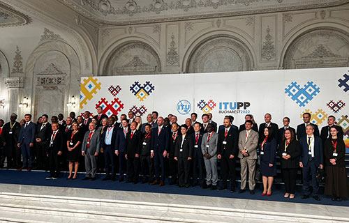 قرار دولي بدعم حق فلسطين بتطوير قطاع الاتصالات