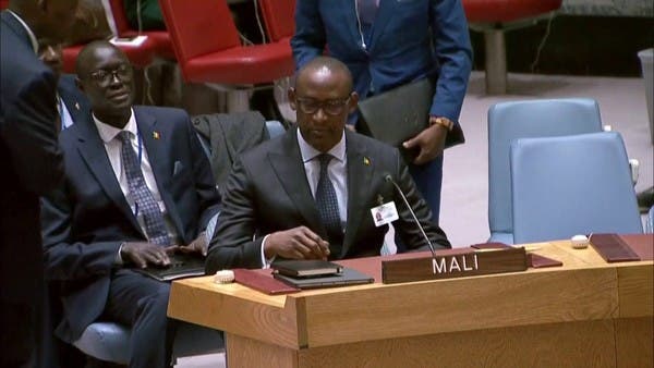 مالي تتهم فرنسا بارتكاب انتهاكات صارخة لمجالها الجوي