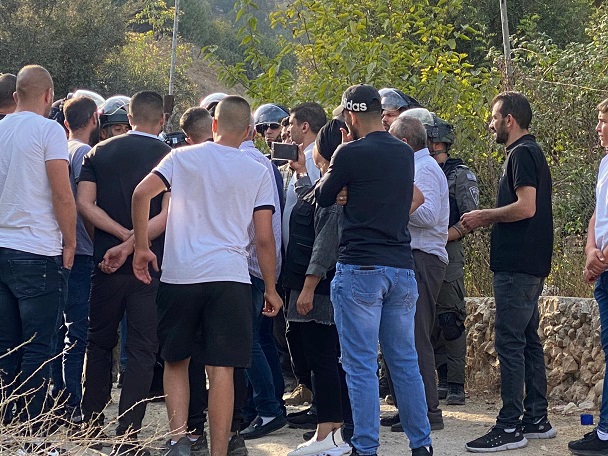 الاحتلال يقتحم بيت عزاء الشهيد “التميمي”-الحياة الجديدة