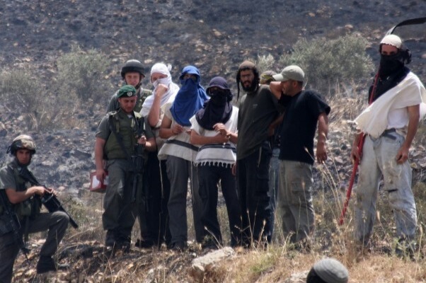 مستوطنون يغلقون طريق قلقيلية-نابلس-الحياة الجديدة