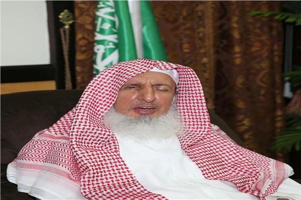 مفتي السعودية : صلاة الكسوف سنة مؤكدة