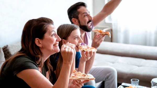 لفقدان الوزن.. احذر تشتت الانتباه أثناء تناول الطعام!