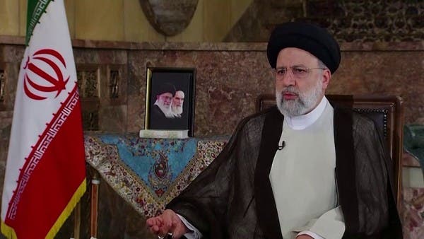 رئيسي يخطط لخلافة خامنئي كمرشد لإيران