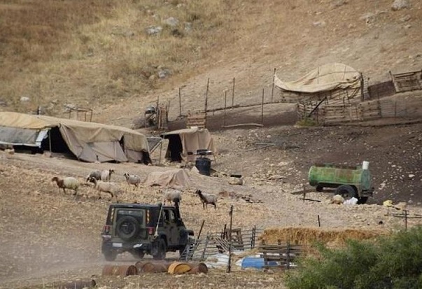 الاحتلال يخطر بطرد عائلات من مساكنها في الأغوار-الحياة الجديدة