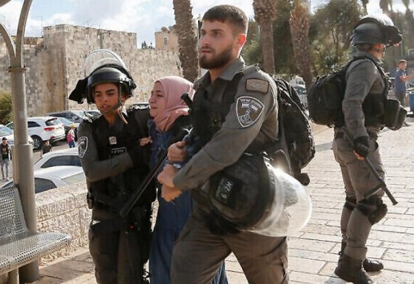 الاحتلال يعتدي على شقيقتين ويعتقلهما في القدس-الحياة الجديدة