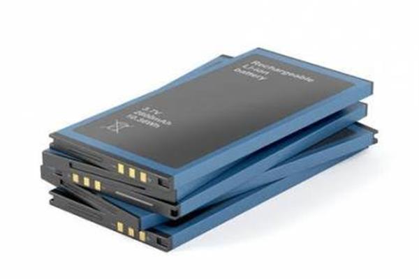 الإتحاد العربي للنقل الجوي يحذر الحكومات من مخاطر بطاريات الليثيوم