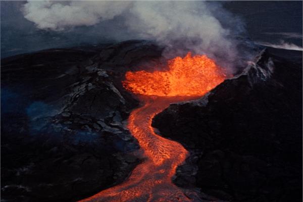 تحذير من انفجار أكبر بركان نشط في العالم  