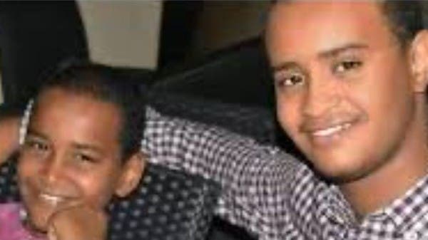 مفاجآت مدوية حول جريمة الخرطوم.. الأسرة قتلت بمسدس الأب