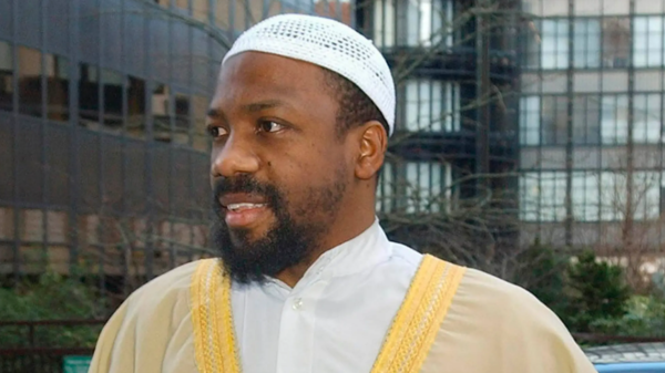 من قلب نيويورك.. متطرف استدرج شرطية عارضاً تزويجها داعشياً!