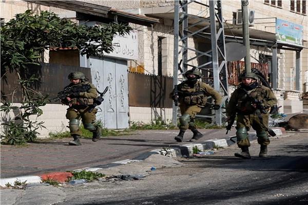 استشهاد فلسطينيين برصاص قوات الاحتلال في الخليل 