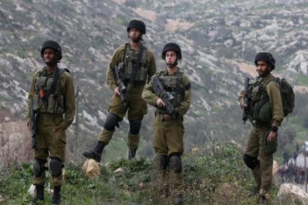 الاحتلال يهدم بيوتا بلاستيكية وبركسات في عقربا-الحياة الجديدة