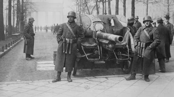 بسبب معاهدة مذلة.. طرد الألمان الحكومة من برلين