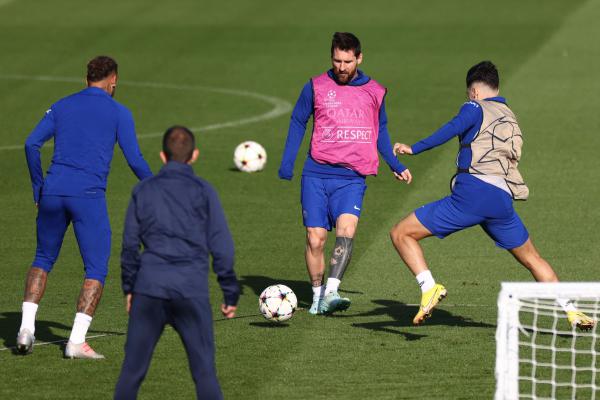 ميلان ولايبزيغ يرصدان نقطة ثمن النهائي ويوفنتوس لتفادي الكارثة