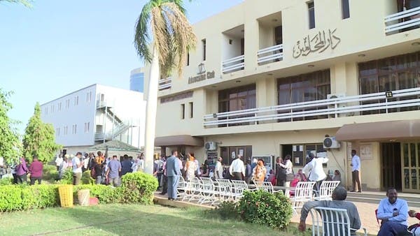 قرار عودة نقابة المحامين المحسوبة على نظام البشير يهدد السودان بمأزق سياسي