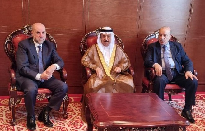 الهباش يبحث مع رئيس المجلس الأعلى للشؤون الإسلامية تعزيز التعاون-الحياة الجديدة