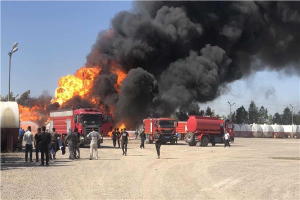 اندلاع حريق ضخم داخل المدينة المائية بمحافظة النجف العراقية 