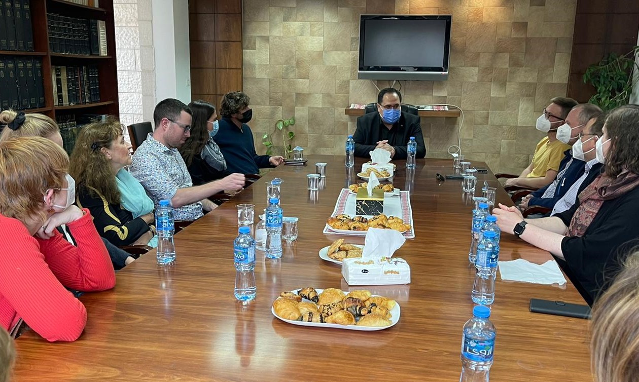 حقوق شعبنا لا تسقط بالتقادم-الحياة الجديدة