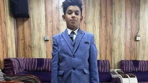 بائع شاي.. كيف سرق طفل الكوفة قلوب العراقيين؟