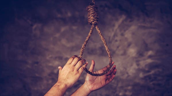 شنق نفسه ببث مباشر على فيسبوك.. مأساة لا توصف