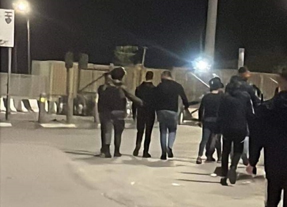 الاحتلال يعتقل ثلاثة شبان من القدس المحتلة-الحياة الجديدة