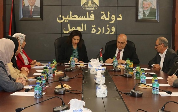 “العمل” و”الإحصاء” يوقعان مذكرة تفاهم لتعزيز التعاون المشترك في تطوير قطاع العمل-الحياة الجديدة