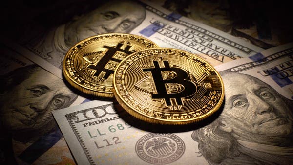 بيتكوين تكسر حاجز 16 ألف دولار من جديد وإيثريوم تنخفض 7%