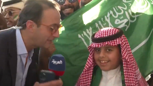 “هاتوا البولندي هاتوه”.. شاهد جماهير السعودية تشجع الخضر