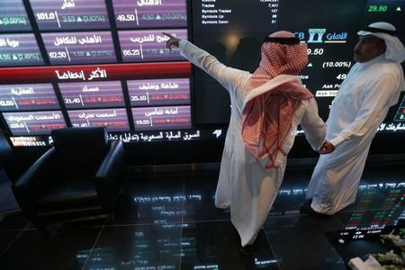 هبوط عنيف فجأة للسوق السعودي.. أدنى مستوى في عام