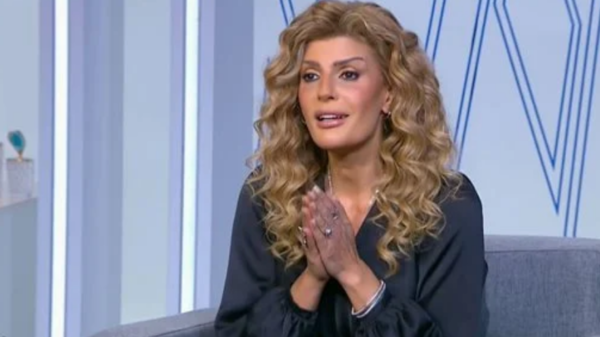 “كان لازم أحتكر العيلة”.. تصريح جريء من الفنانة فيدرا حول زواجها من شقيقين