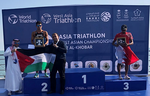 أبو شباب ينتزع فضية سباق النخبة لمنافسات غرب آسيا للترايثلون