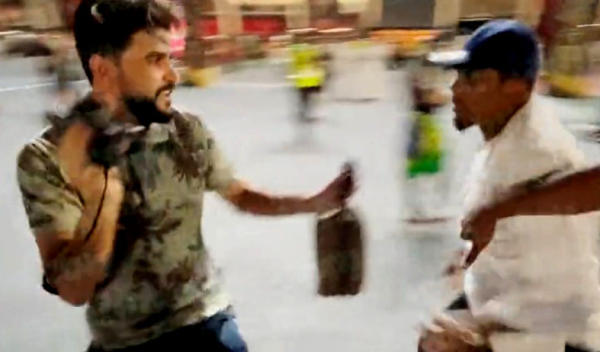 يوتيوبر جزائري يكشف تفاصيل إعتداء “إيتو” عليه