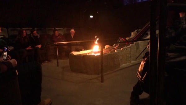 في آيسلندا يمكنك ملامسة بركان.. كيف؟