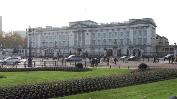 خيانة ملكية.. هاري وميغان في مرمى الانتقادات بسبب الوثائقي المثير للجدل