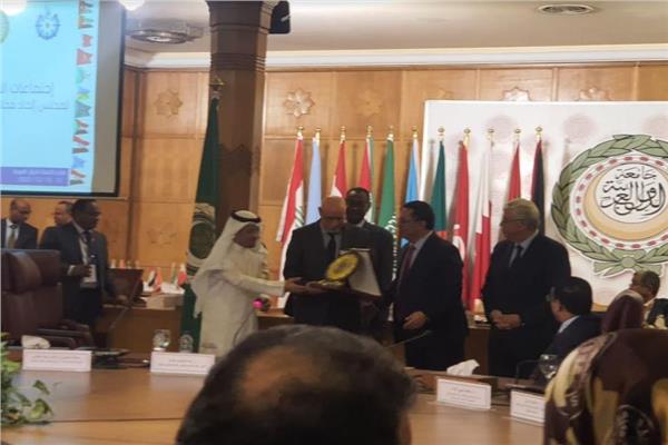 أبو الغيط: يجب رفع الإنفاق الحكومي والاستثماري لتشجيع البحث العلمي