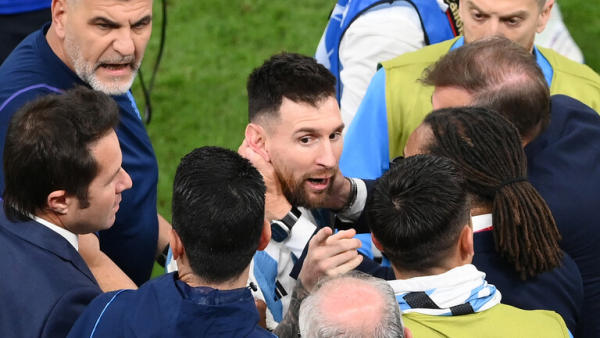 “إلى ماذا تنظر أيها الأحمق؟” تصبغ المنتجات الأرجنتينية