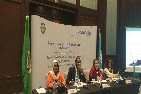 السفير محمد الأمين: الجامعة العربية تكافح التهديدات الإجرامية لتعزيز العدالة  