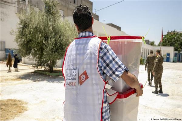 اليوم.. بدء توافد التونسيون لصناديق الاقتراع بالانتخابات التشريعية