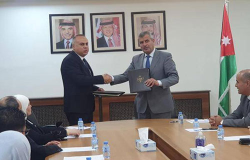 الأردن يوقّع مذكرتَي تفاهم للتنقيب عن الليثيوم والذهب