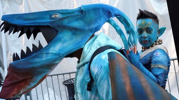 خلال أسبوعين فقط.. فيلم “أفاتار” يجمع أكثر من مليار دولار في دور العرض