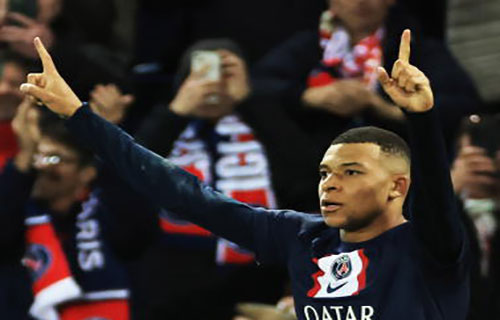 هداف مونديال قطر يعلق على استفزازات حارس الأرجنتين