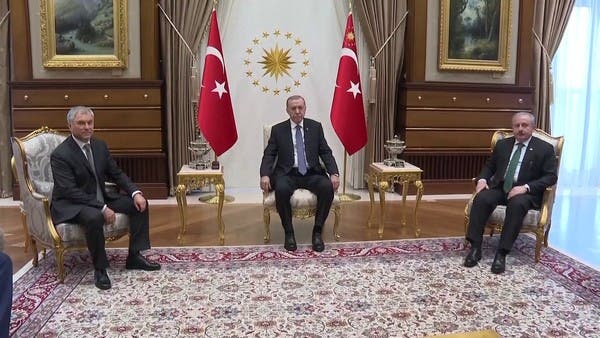 ننظر بعين الشك والريبة لتقارب أنقرة ودمشق