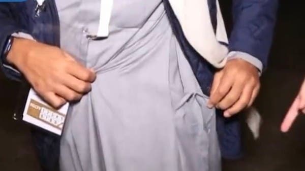 مسؤول كويتي يتعرض للسرقة بحفل افتتاح خليجي 25: شقوا جيبي وسرقوا محفظتي