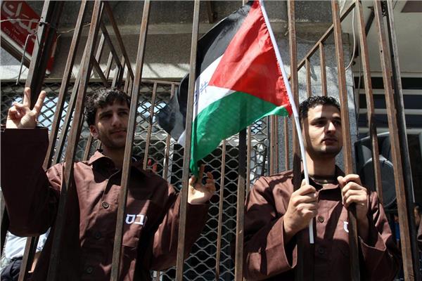 المجلس الوطني الفلسطيني: إسقاط جنسية الأسرى «عنصرية إسرائيلية»
