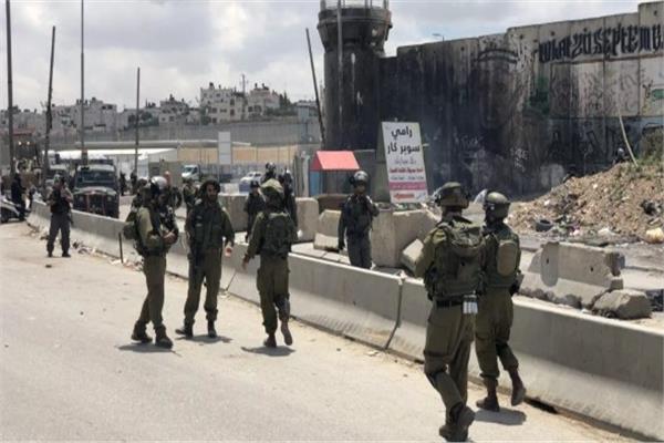 مقتل فلسطيني برصاص الجيش الإسرائيلي بزعم محاولته تنفيذ عملية طعن في رام الله