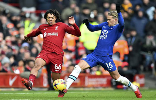 ليفربول وتشلسي ينزفان النقاط بتعادل بائس