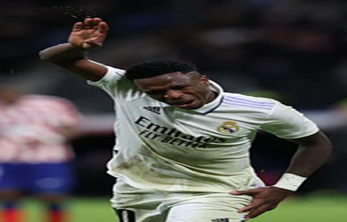 ريال مدريد يعود بثلاثية برازيلية وفرنسية في ديربي العاصمة