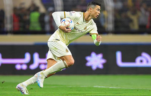 رونالدو يفتتح رصيده بهدف ينقذ النصر من الهزيمة
